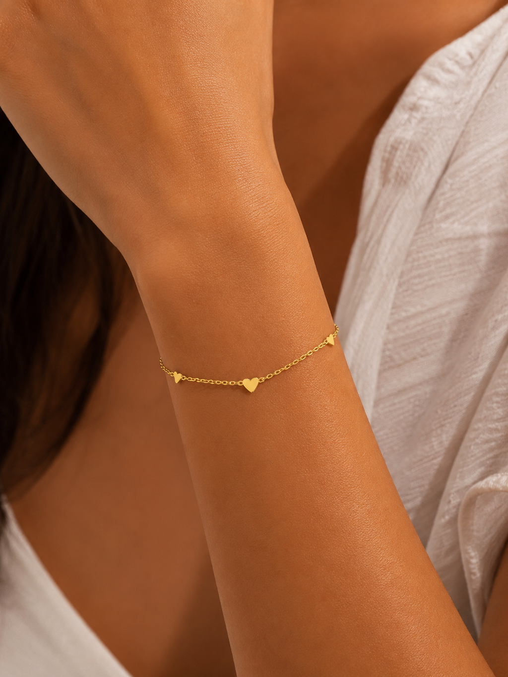 ✨ Bracelet cœurs délicats Leya Romance – Douceur & élégance au poignet ✨