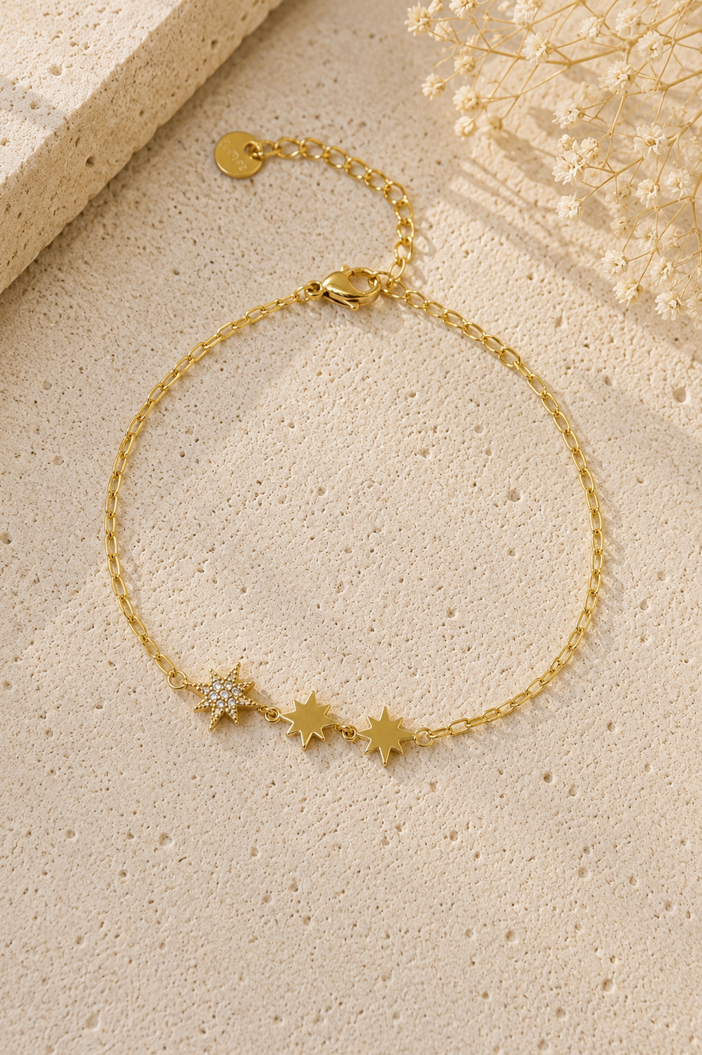 Bracelet Stella - Étoiles en acier inoxydable doré