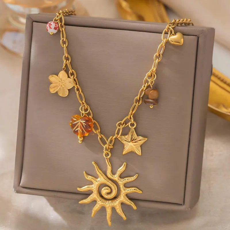 ✨ Collier multi-breloques soleil – Énergie bohème & lumineuse ✨