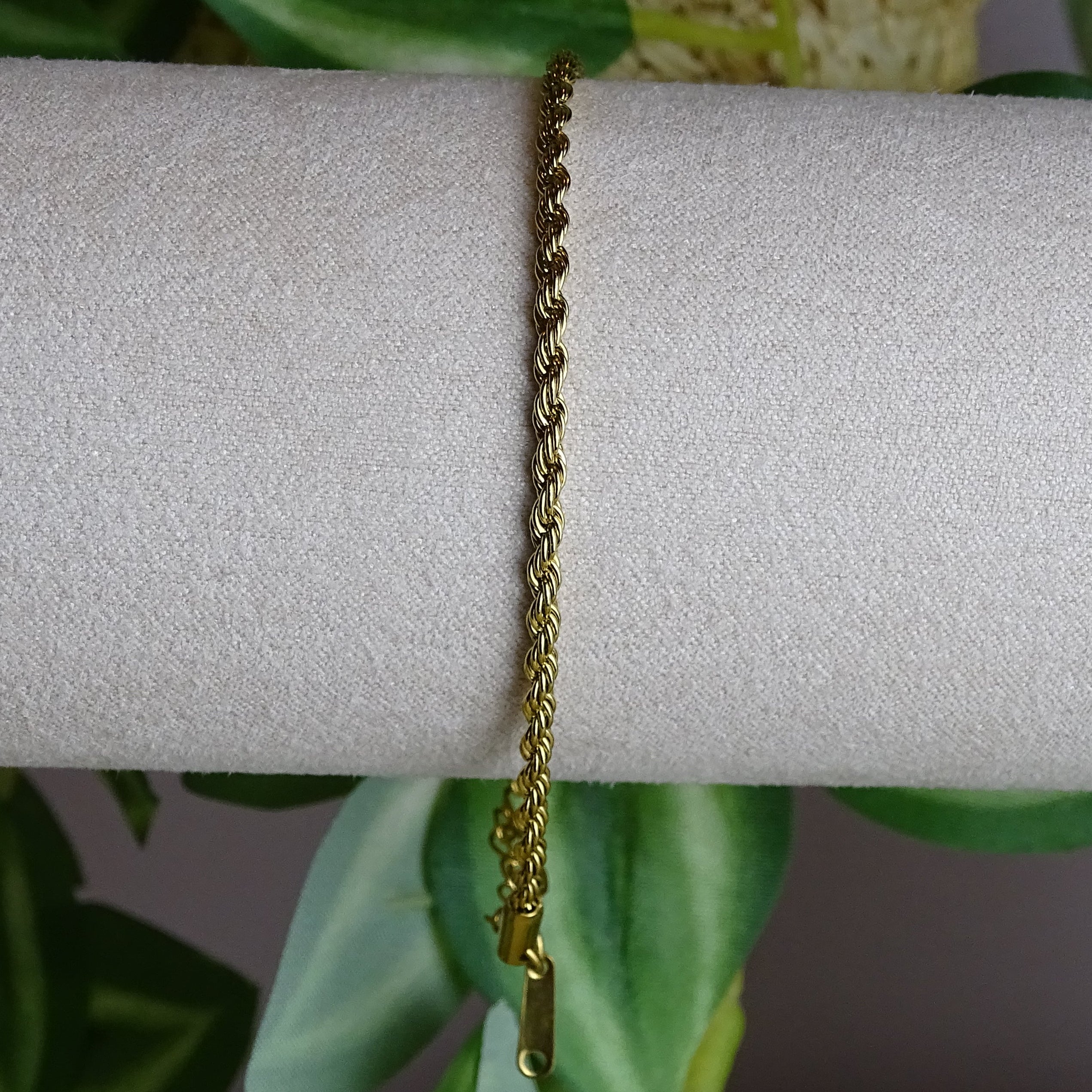 Bracelet torsadé en acier inoxydable - Élégance intemporelle