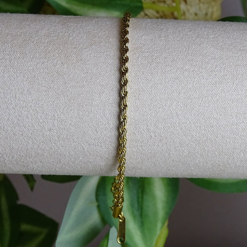 Bracelet torsadé en acier inoxydable - Élégance intemporelle