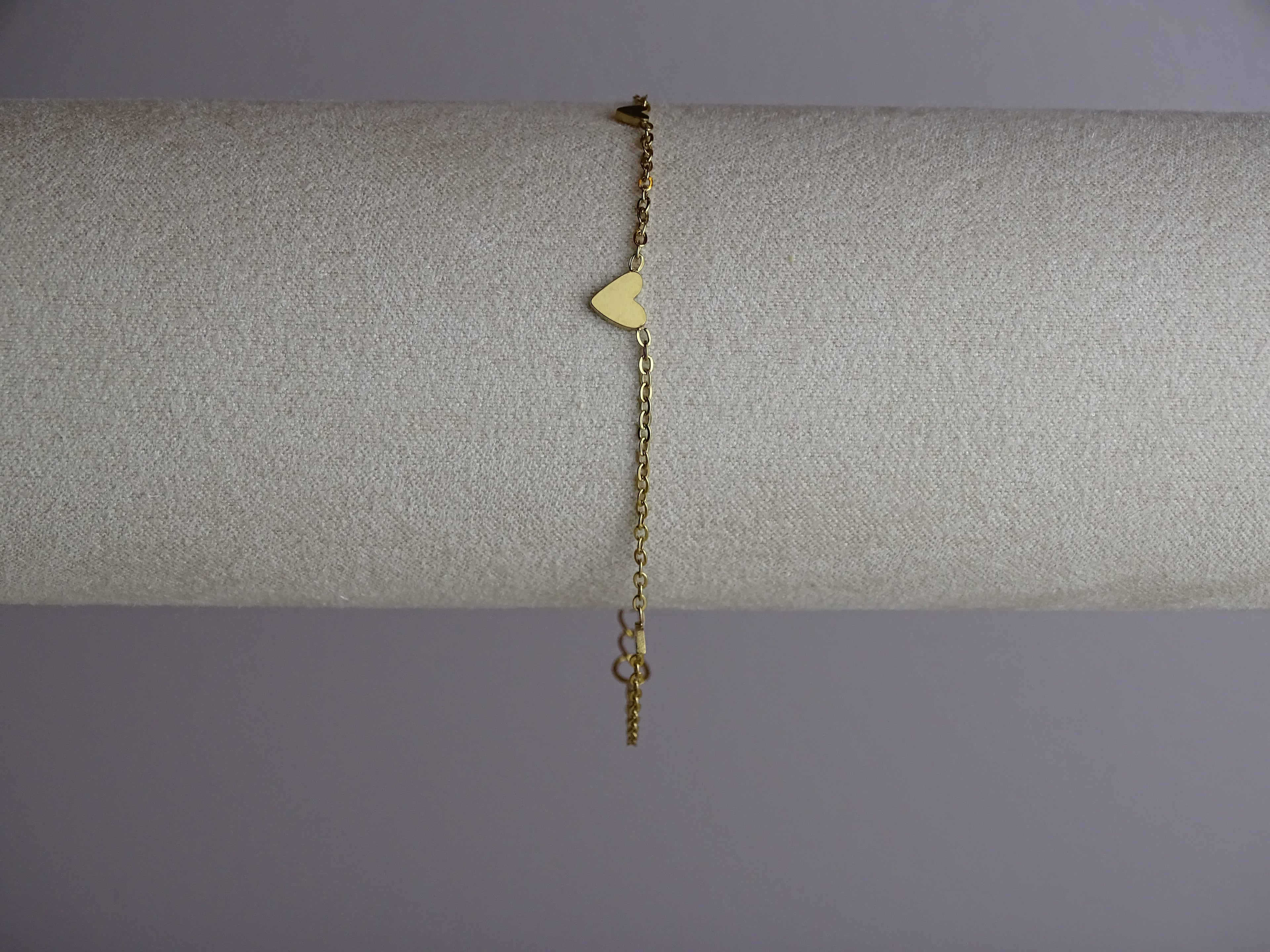 ✨ Bracelet cœurs délicats – Douceur & élégance au poignet ✨