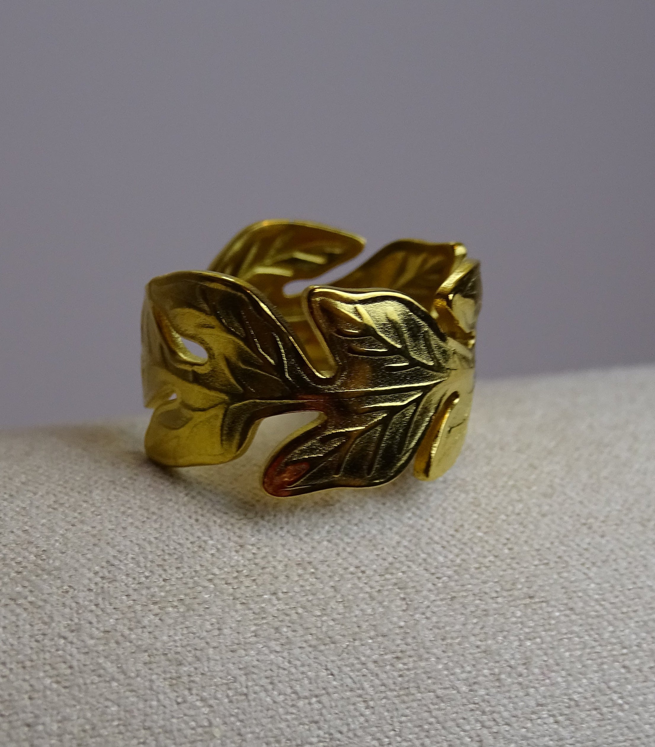 ✨ Bague feuille dorée – Élégance naturelle ✨