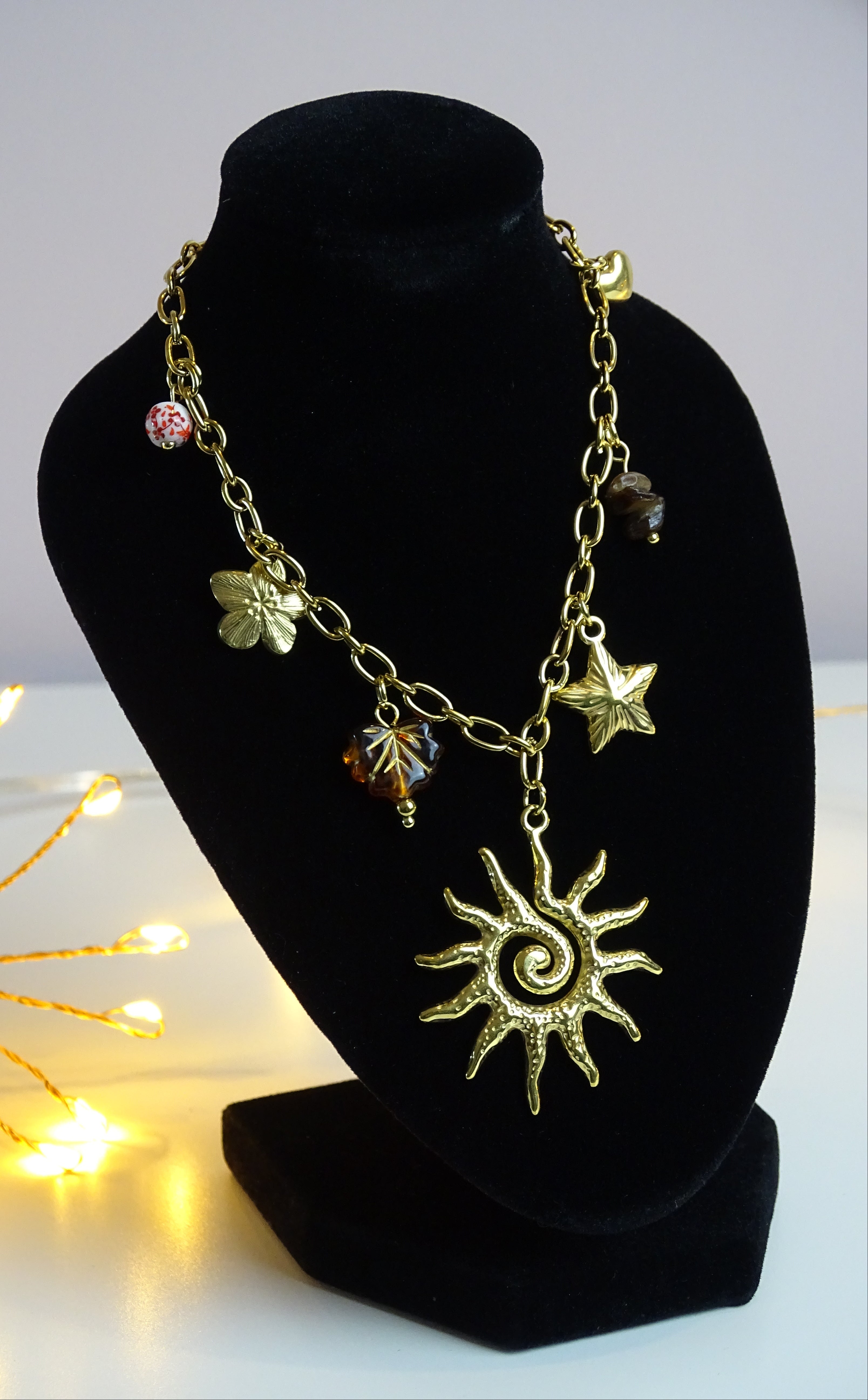 ✨ Collier multi-breloques soleil – Énergie bohème & lumineuse ✨