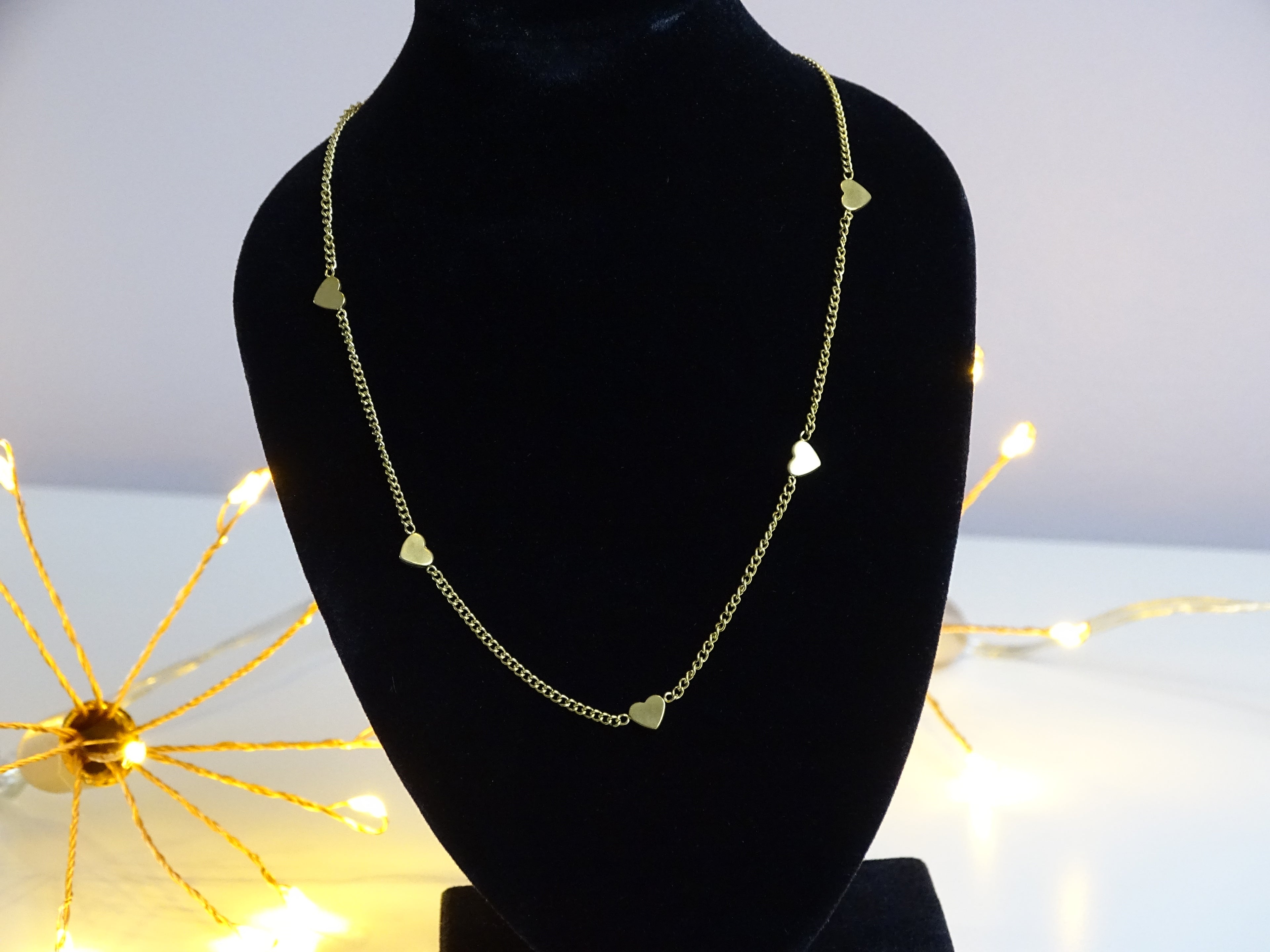 ✨ Collier cœurs délicats – Douceur intemporelle ✨
