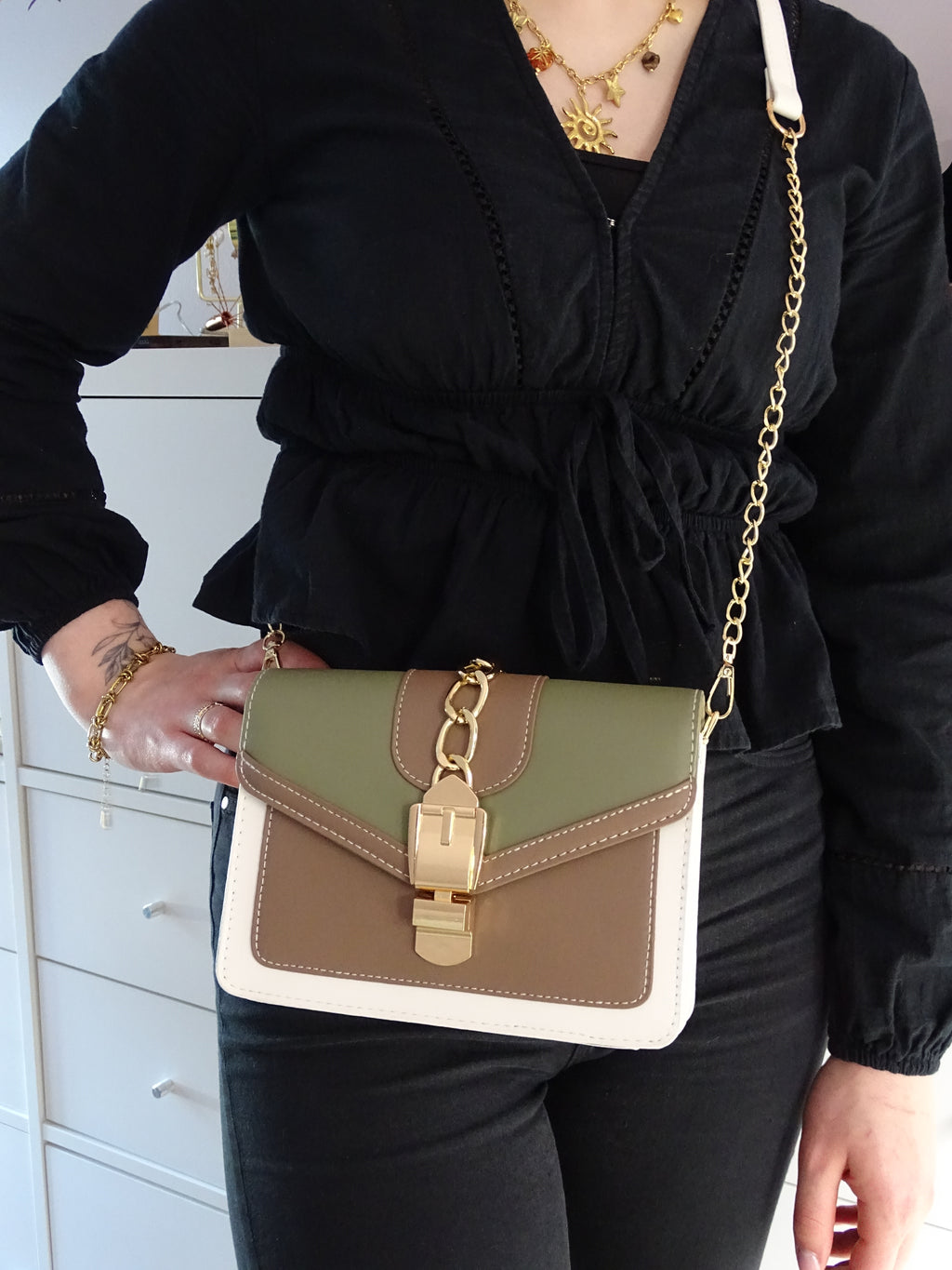 ✨ Sac bandoulière tendance – 2 styles en 1 pour un look unique ✨