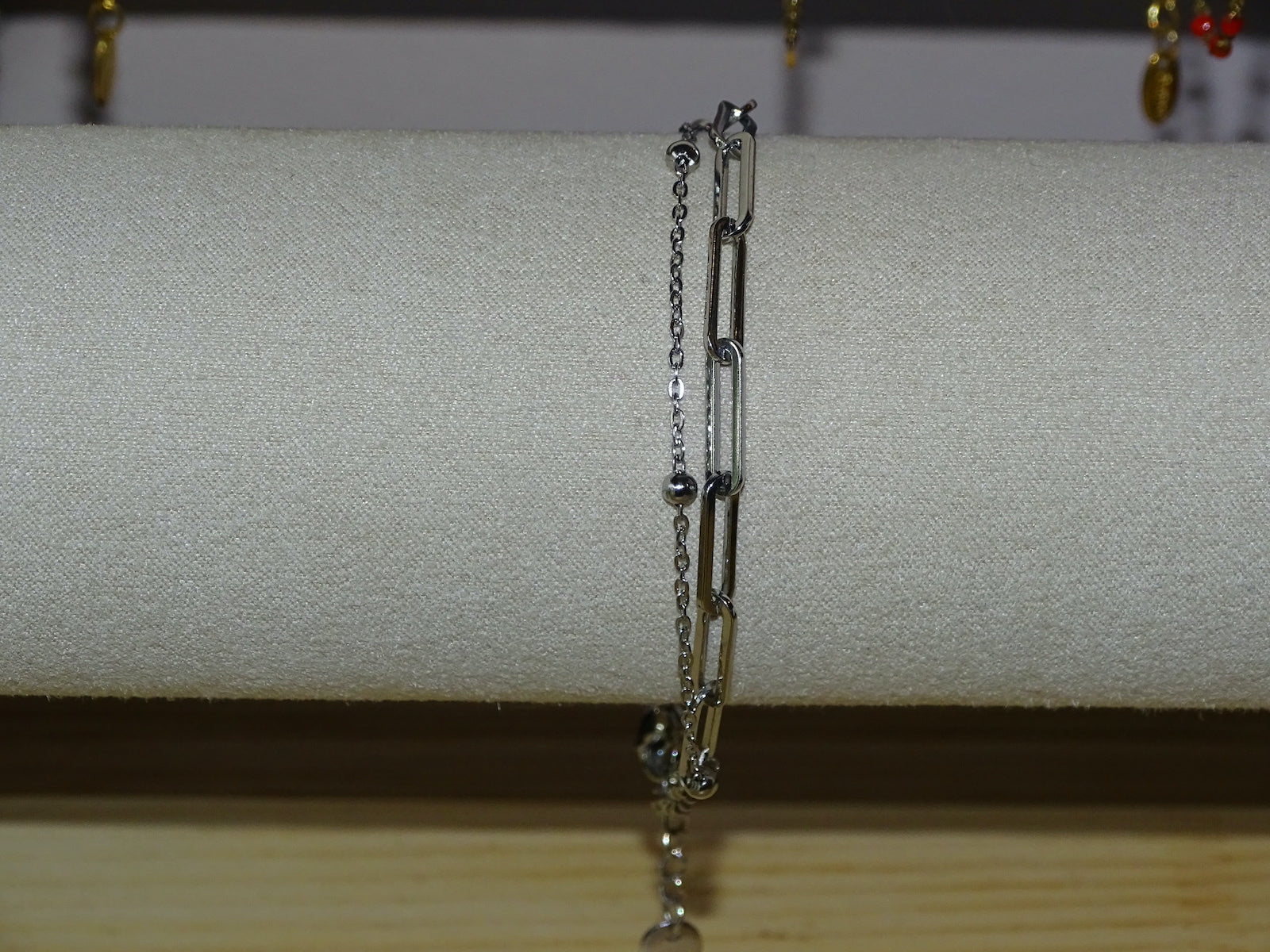 ✨ Bracelet multi-chaînes en acier inoxydable – Style minimaliste • Alyra✨