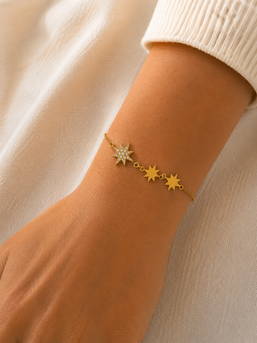 Bracelet Stella - Étoiles en acier inoxydable doré