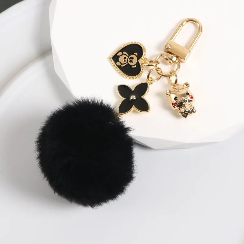 ✨ Porte-clés pompon noir & ourson – Charme doux et tendance • Lunira ✨