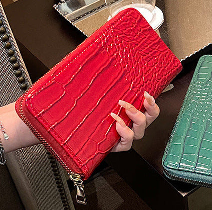 ✨Portefeuille femme zippé effet croco rouge – Style chic et intemporel • Velina✨